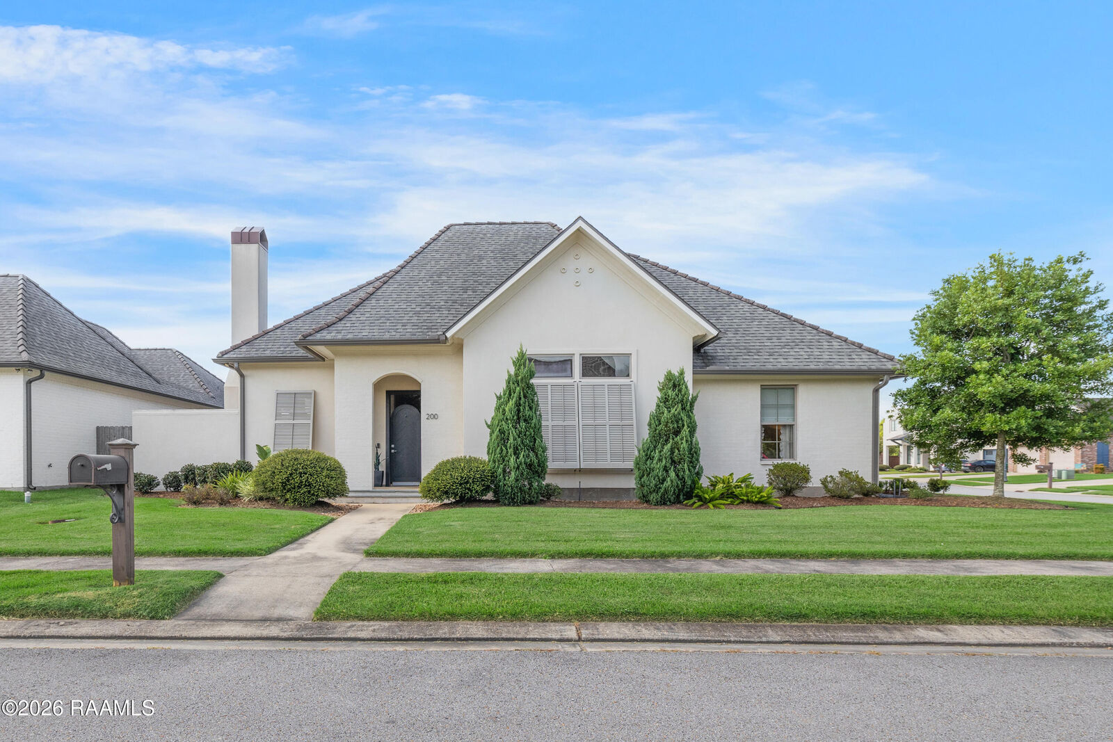 Property Photo: 200 Habitat Ridge LA 70518