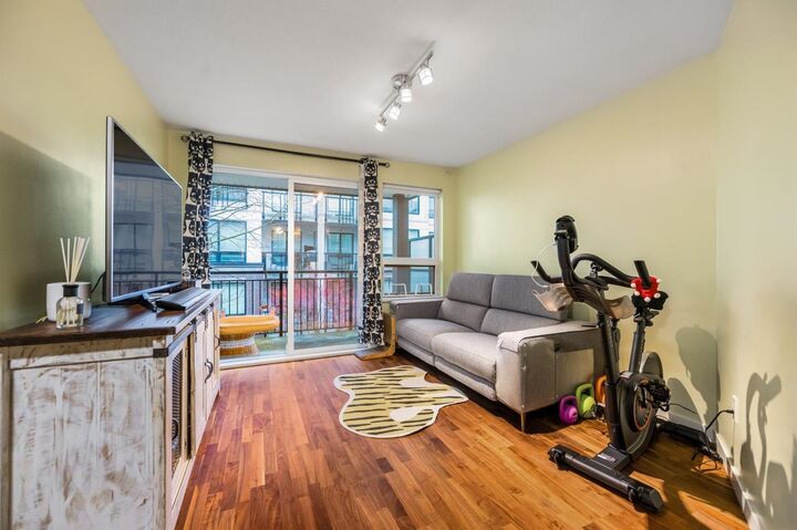 Property Photo: 9500 Odlin Road 330 BC V6X 1C9