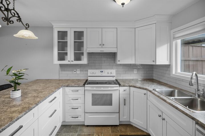Photo de la propriété: 46538 Rolinde Crescent A BC V2P 6X5