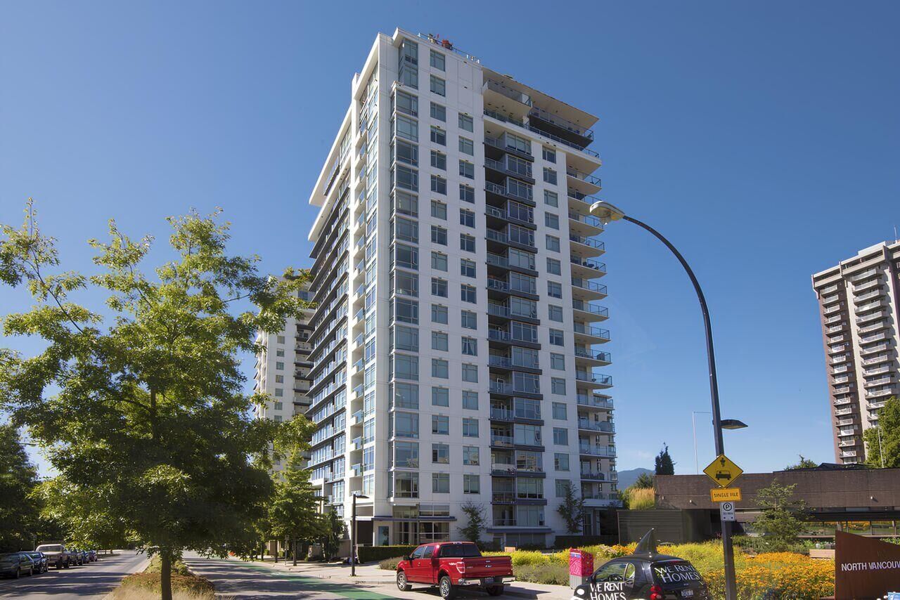 Property Photo:  158 W 13th Street 1801  BC V7M 0A7 