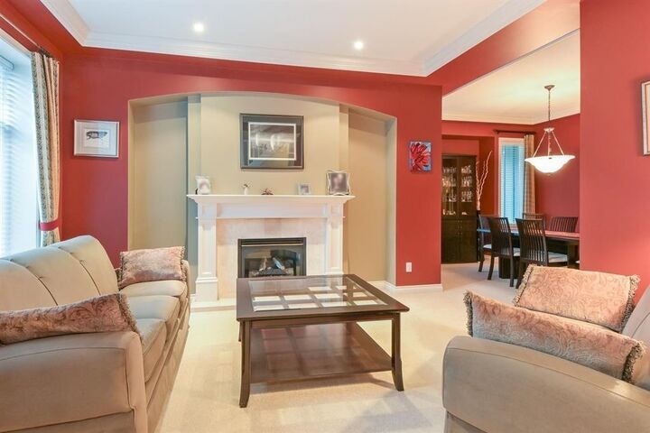 Property Photo: 15560 36B Avenue BC V3Z 0H1