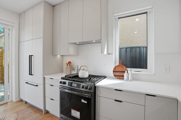 Property Photo: 2436 E 20th Avenue BC V5M 2T6