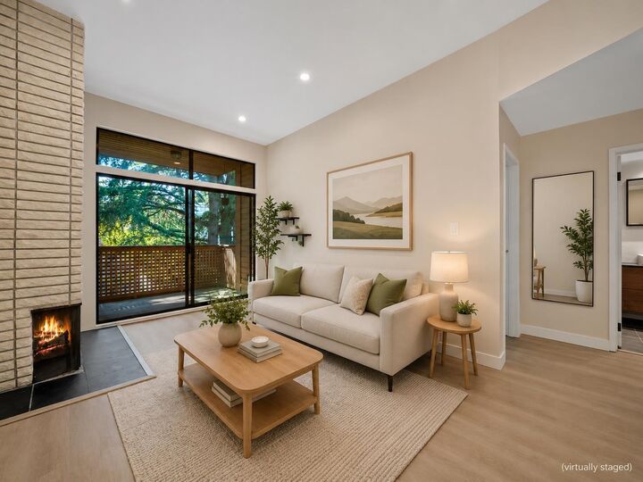 Property Photo: 2211 W 2nd Avenue 402 BC V6K 1H8