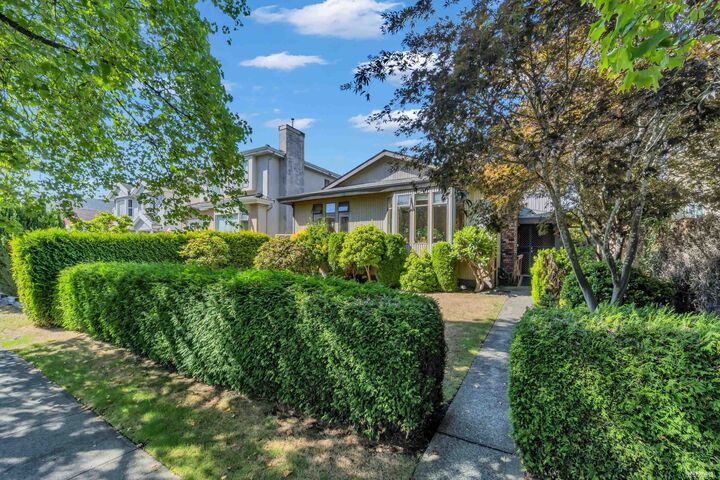 Property Photo: 137 W Woodstock Avenue BC V5Y 2R7