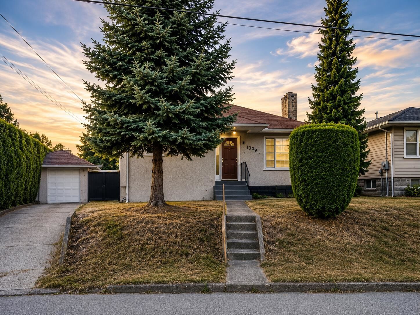 Property Photo: 1309 Edinburgh Street BC V3M 2W1