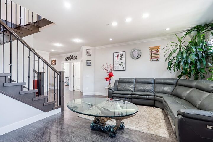 Property Photo: 21528 Donovan Avenue BC V2X 3A1