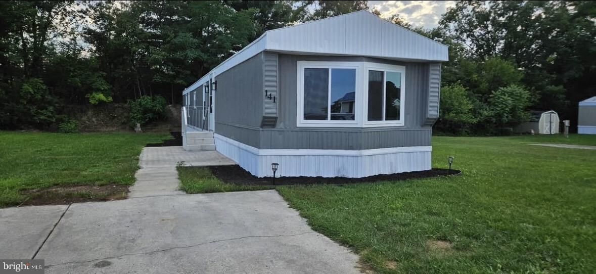 Property Photo: 141 Tower Circle PA 17013