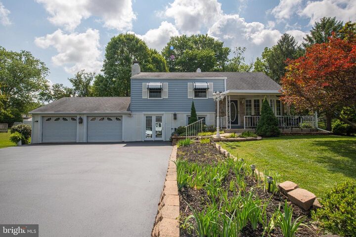 Property Photo:  39 Rossiter Avenue  PA 19460 