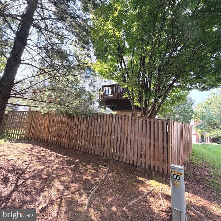 Property Photo: 43100 Sherbrooke Terrace VA 20176
