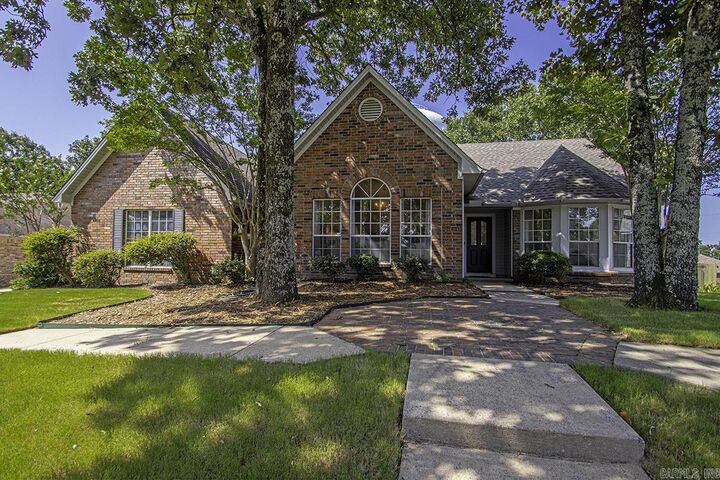 Property Photo:  1404 Faircove Loop  AR 72116 