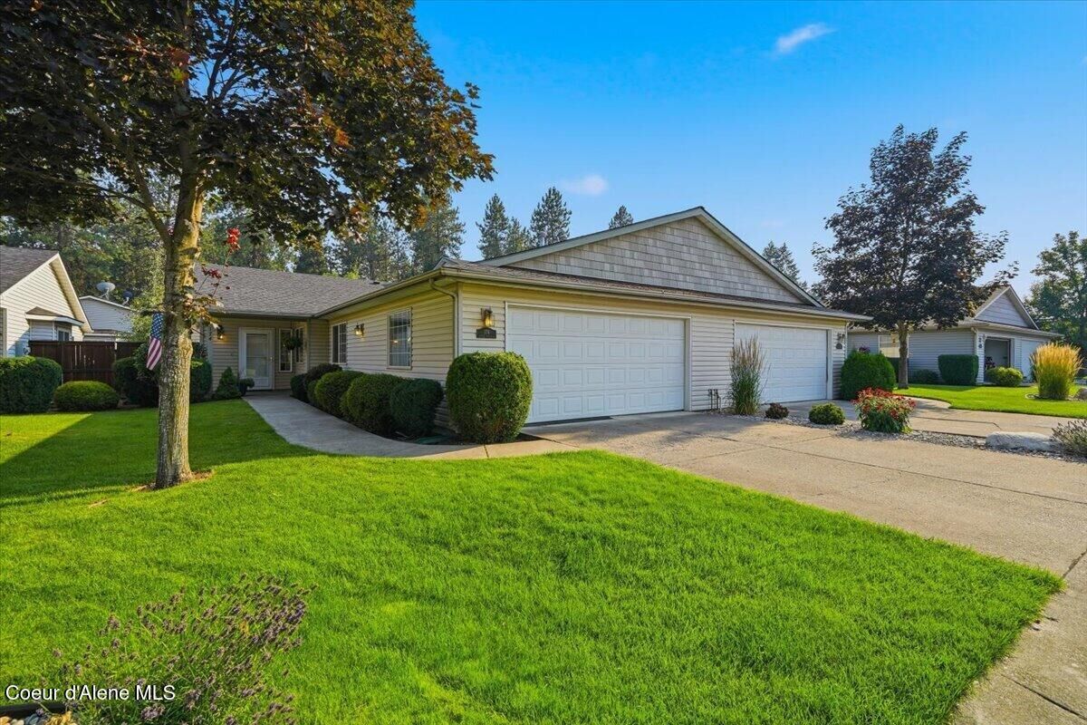 Property Photo: 174 E Jeffrey Pine Ln ID 83815