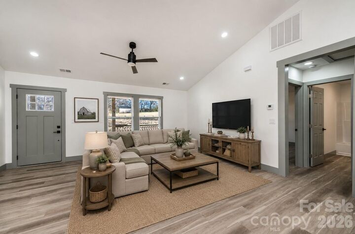 Property Photo: 2945 Link Drive NC 28630