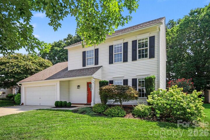 Property Photo:  138 Nahcotta Drive  NC 28115 