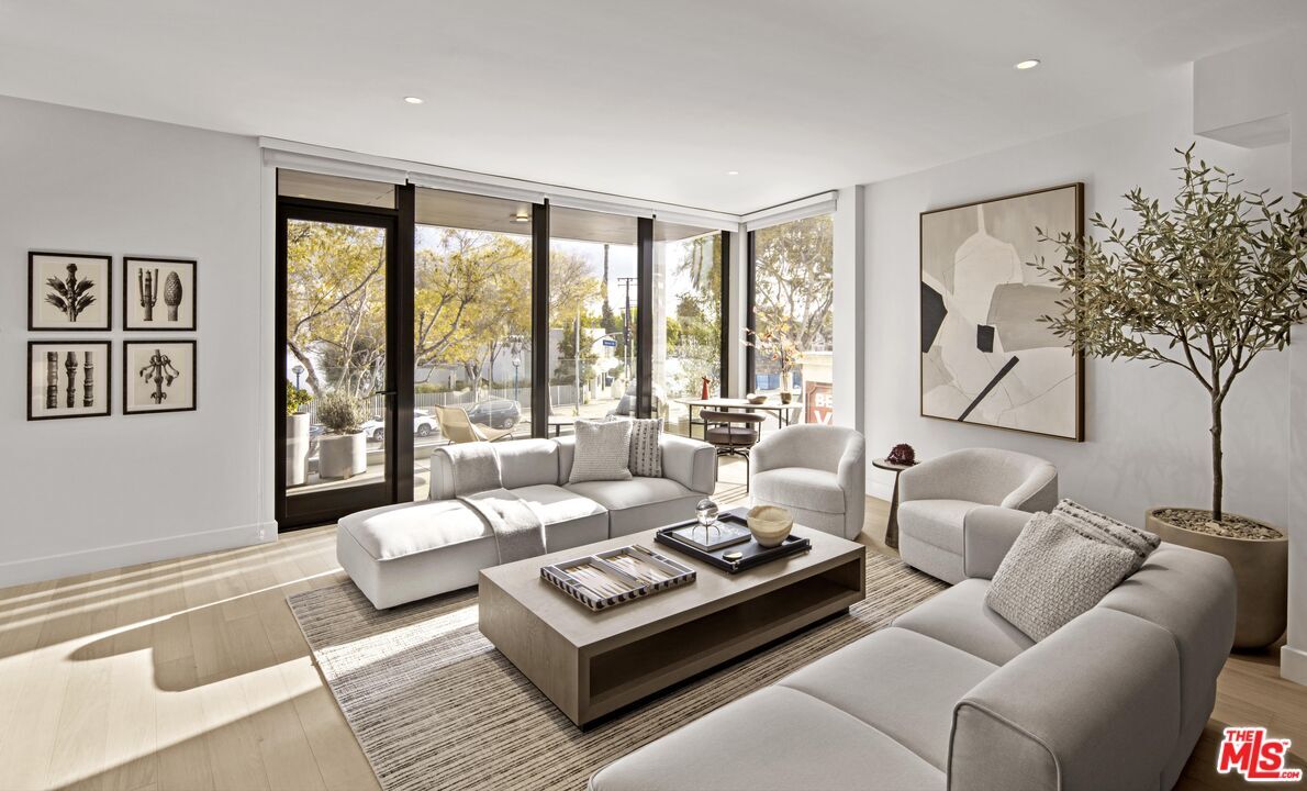 Property Photo: 9001 Santa Monica Blvd, Unit 409 CA 90069
