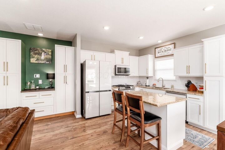Property Photo:  319 Mannaseh W Drive  OH 43023 