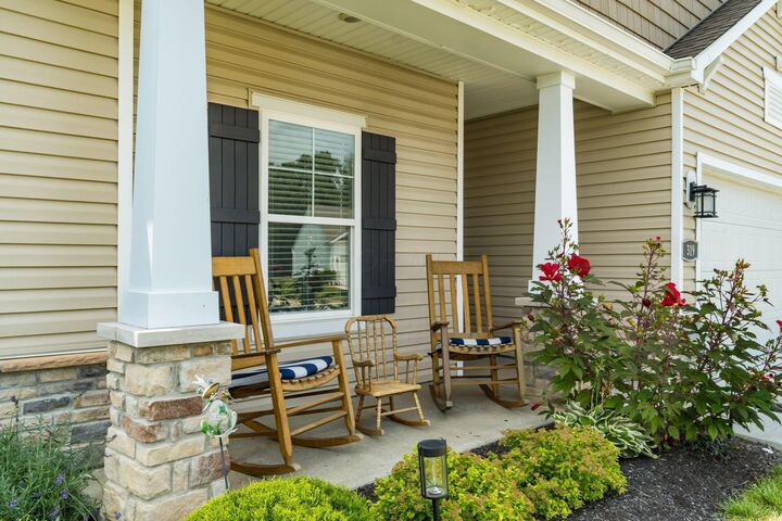 Property Photo:  319 Mannaseh W Drive  OH 43023 