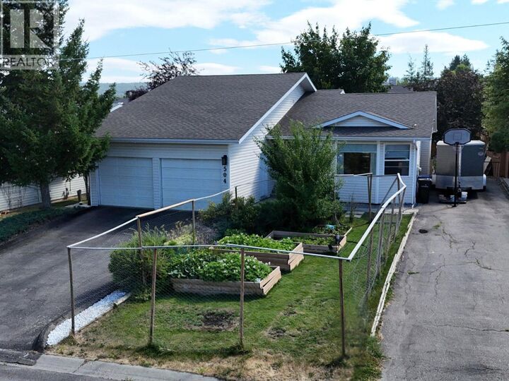 Property Photo: 504 30th Avenue South BC V1C 6H1