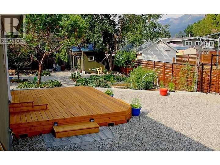 Property Photo: 409 Polson Avenue BC V0E 1V2