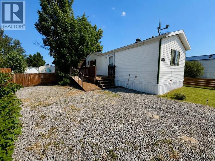 Property Photo:  4024 51 Avenue  AB T0B 3S0 