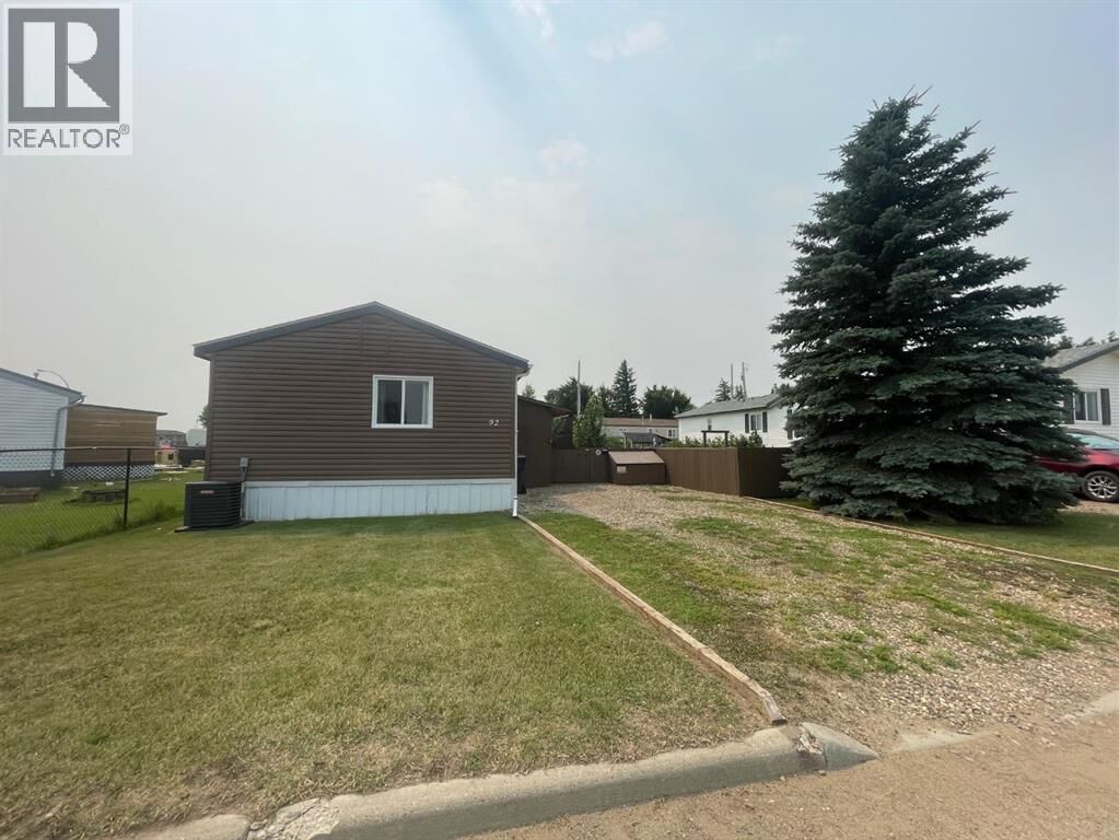 Property Photo: 92 Railway Avenue AB T0J 2W0