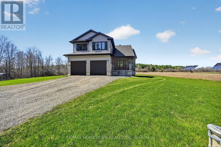 Property Photo: 7208 Stevenson Road ON K6V 5T4