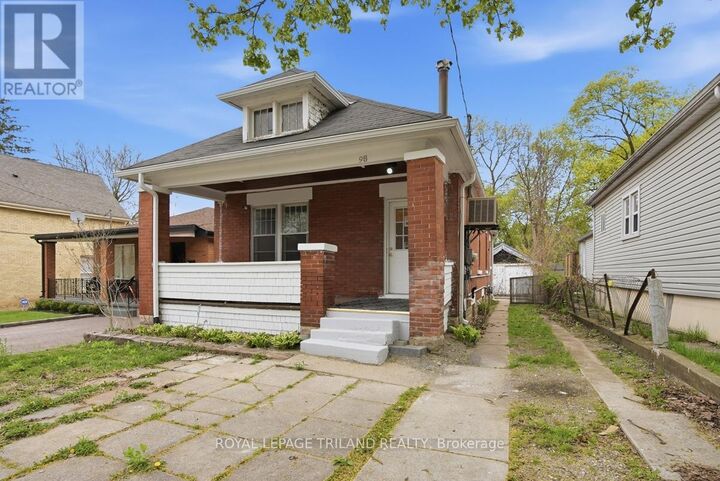 98 Cartwright Street — photo 1
