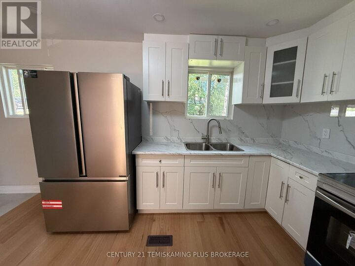 Property Photo: 3 Brown Avenue ON P2N 1L1