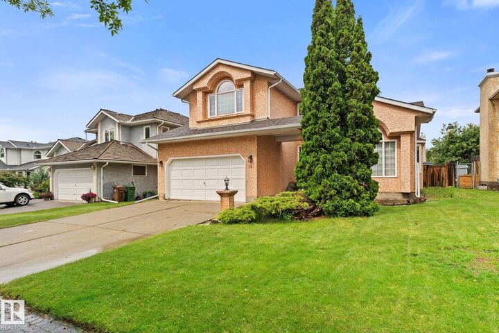 Property Photo:  11 Heritage Boulevard  AB T8N 5P8 