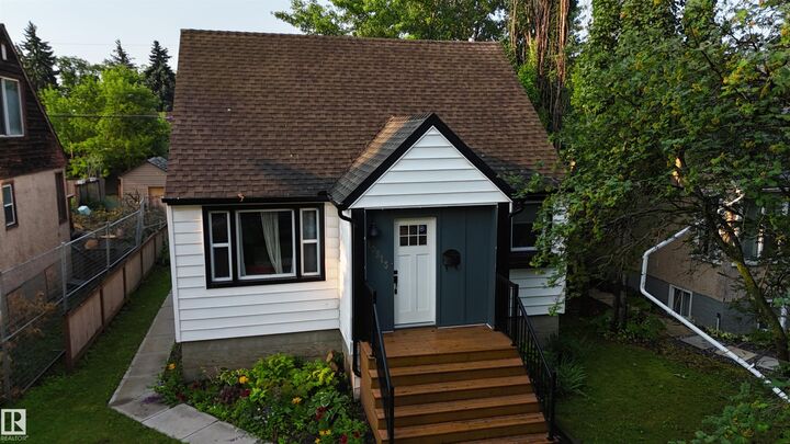 Property Photo: 10915 67 Avenue NW AB T6H 2A5