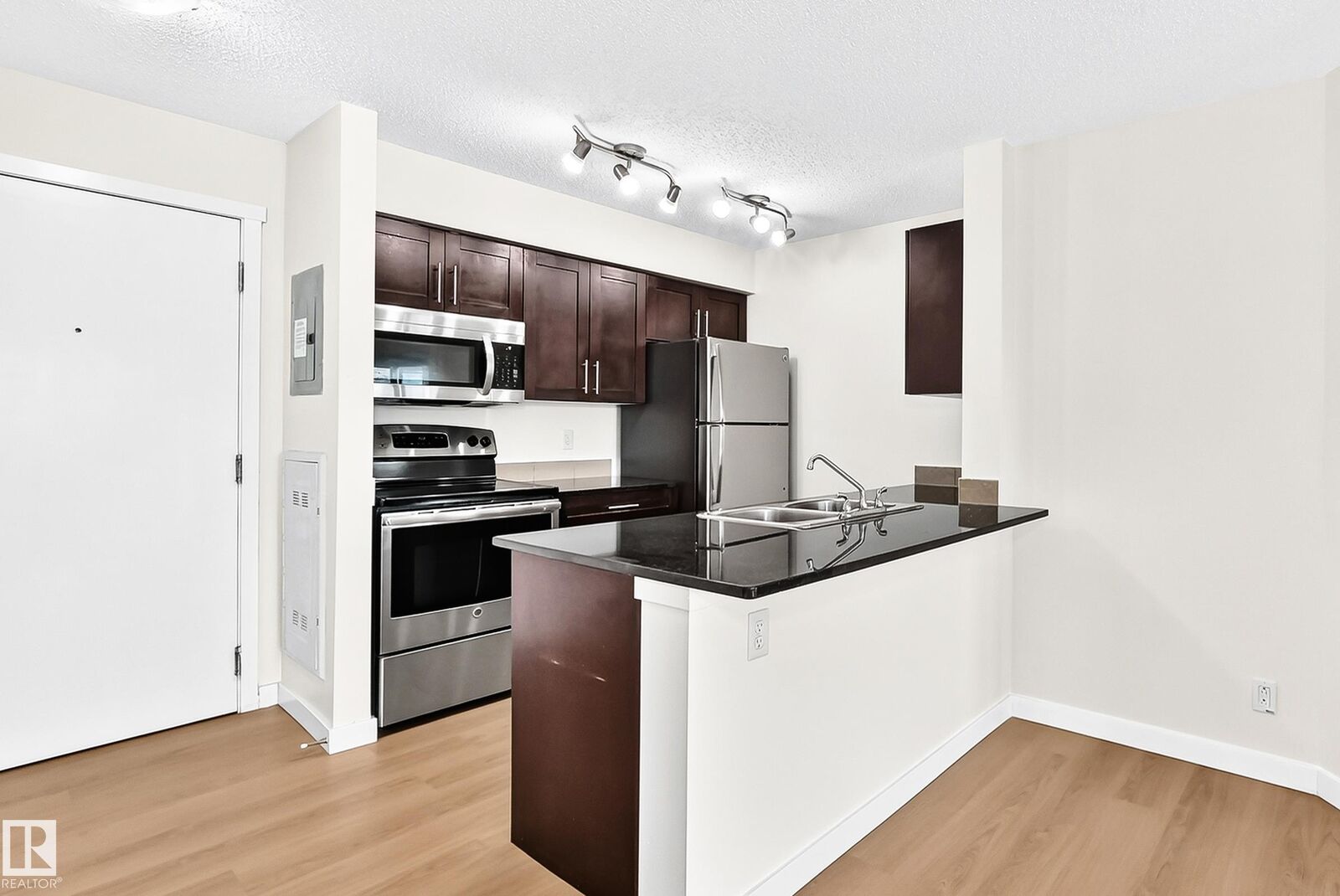 Property Photo:  3315 James Mowatt Trail SW 206  AB T6W 3L6 