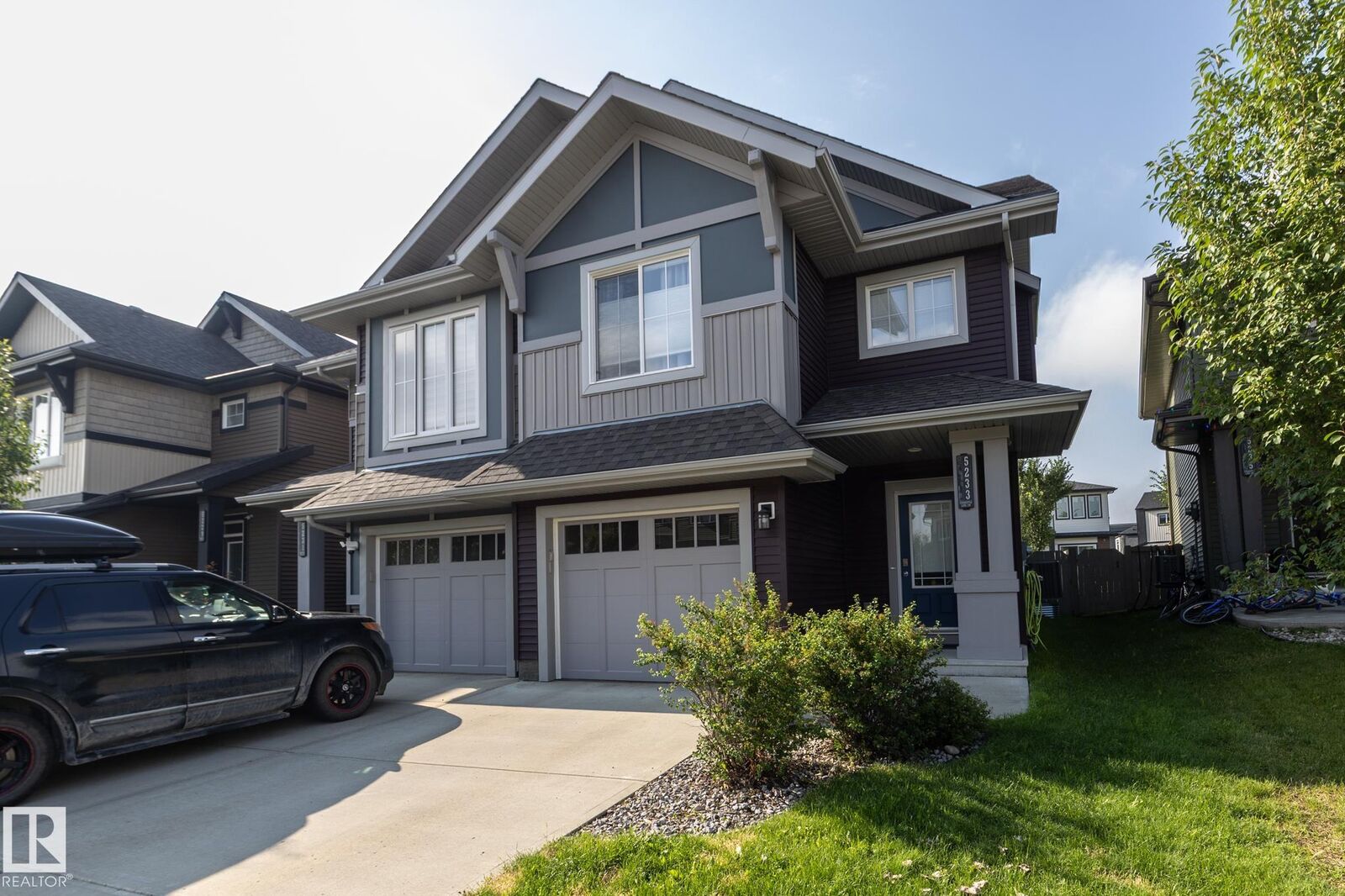 Property Photo:  5233 Crabapple Link SW  AB T6X 2H6 
