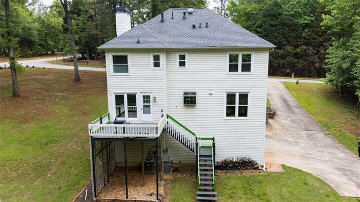 Property Photo:  105 Stafford Court  GA 30215 