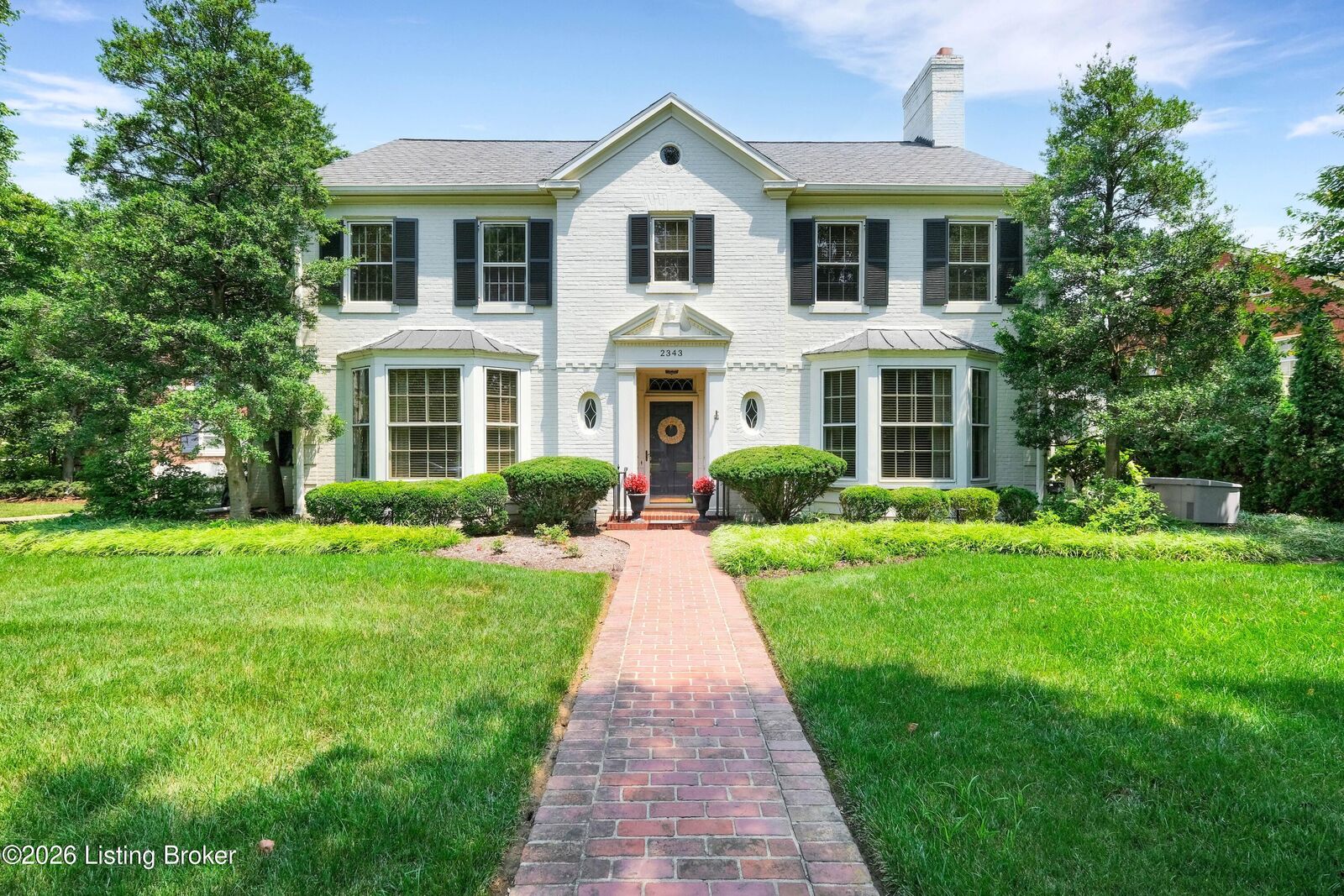 Property Photo:  2343 Village Dr  KY 40205 
