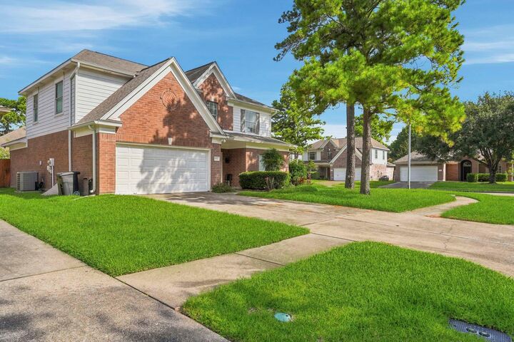 Property Photo:  9327 Restover Lane  TX 77064 