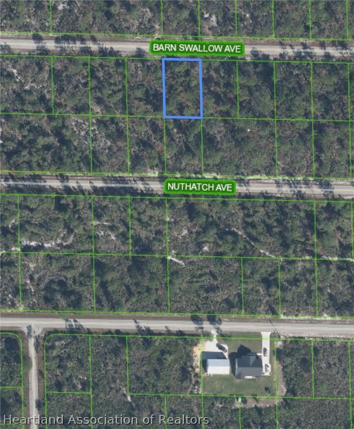 Property Photo: 3342 Barn Swallow Avenue FL 33852