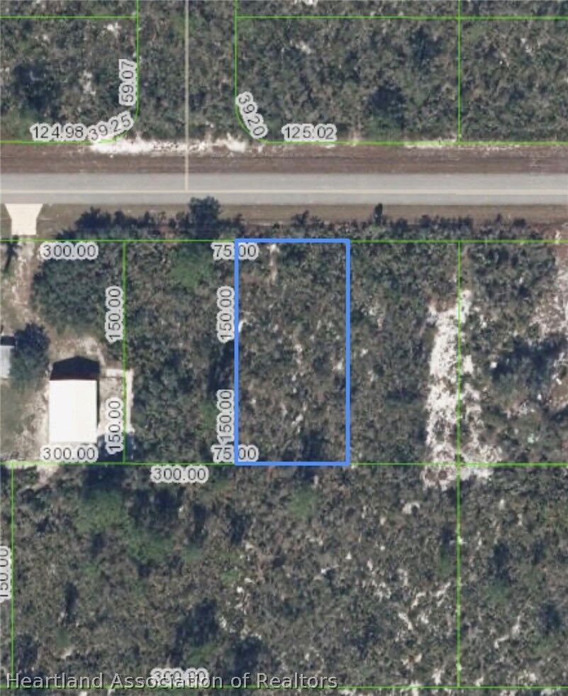 Property Photo: 1419 Ivy Street FL 33852