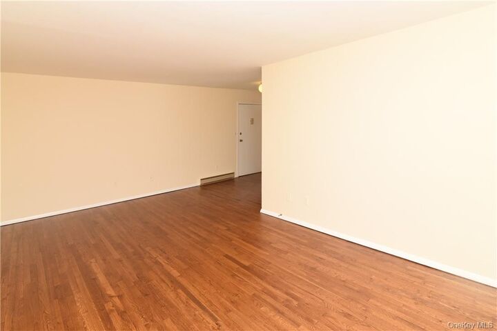 Property Photo:  260 West Street B4  NY 10549 