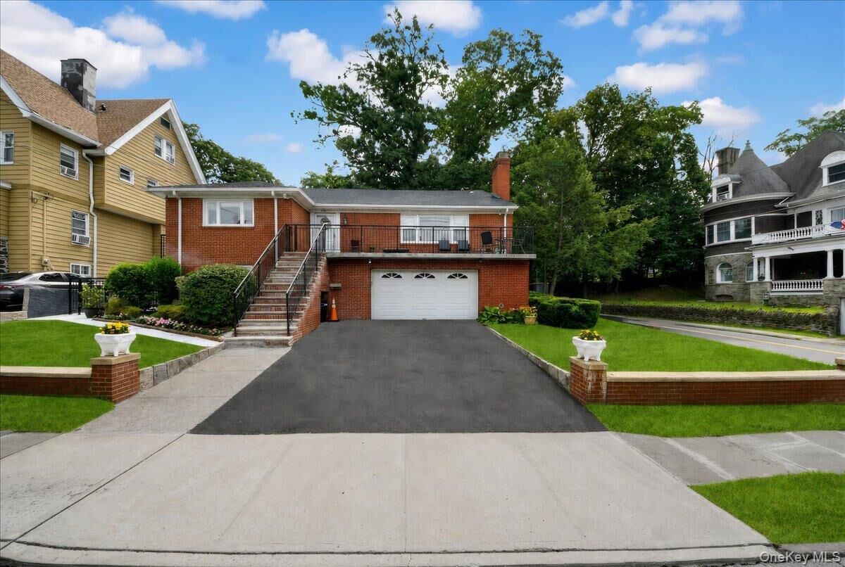 Property Photo: 238 Van Cortlandt Park Avenue NY 10705