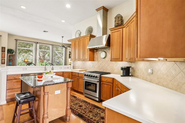Property Photo:  20554 Queen Alexandra Drive  FL 34748 
