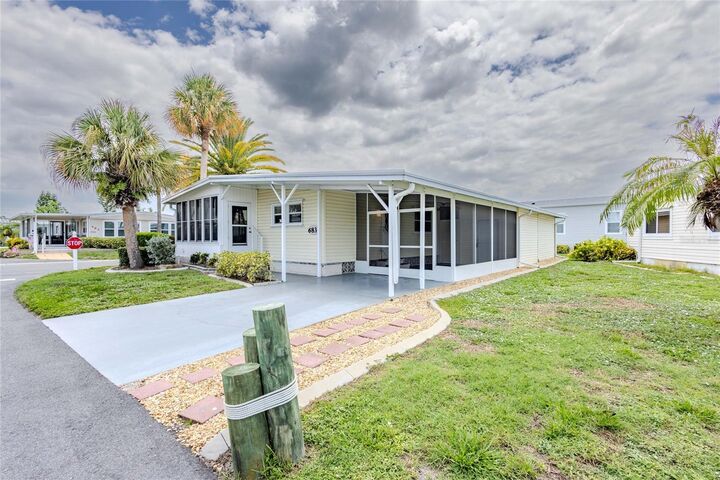 Property Photo:  2100 Kings Highway 683  FL 33980 