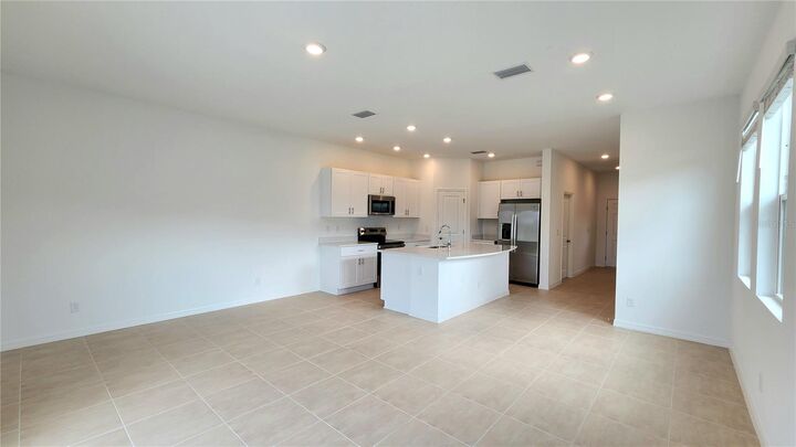 Property Photo:  16656 Bergamo Place  FL 34211 