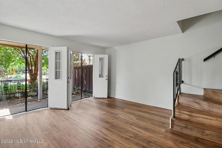 Property Photo:  2501 Gulf Avenue  MS 39501 