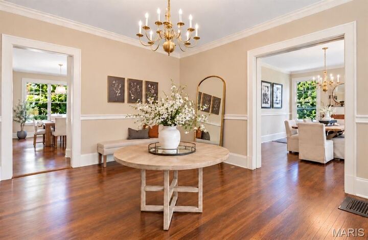 Property Photo:  231 E Argonne Drive  MO 63122 