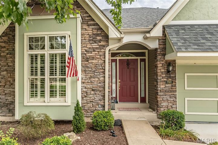 Property Photo:  709 Huntwood Terrace  MO 63367 