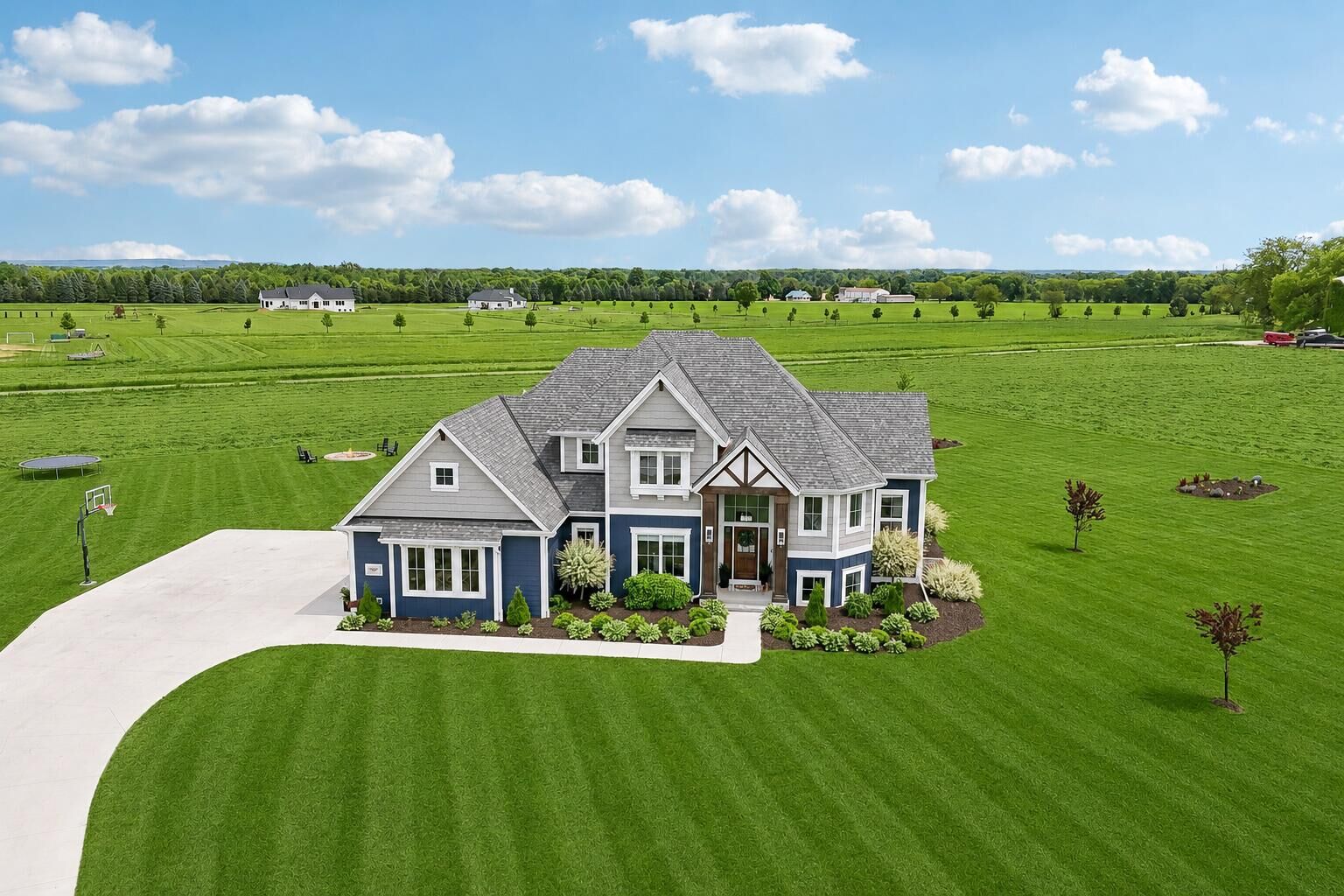 Property Photo:  560 Cedar Ln  WI 53066 