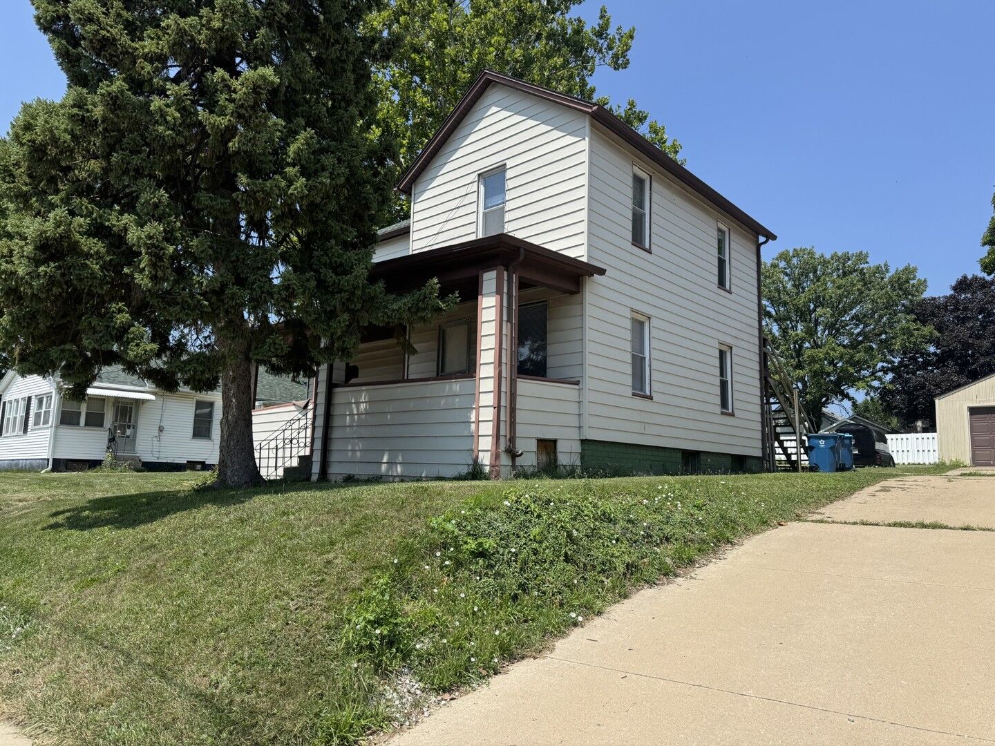 Property Photo: 2317 2nd Street 1 IL 61354