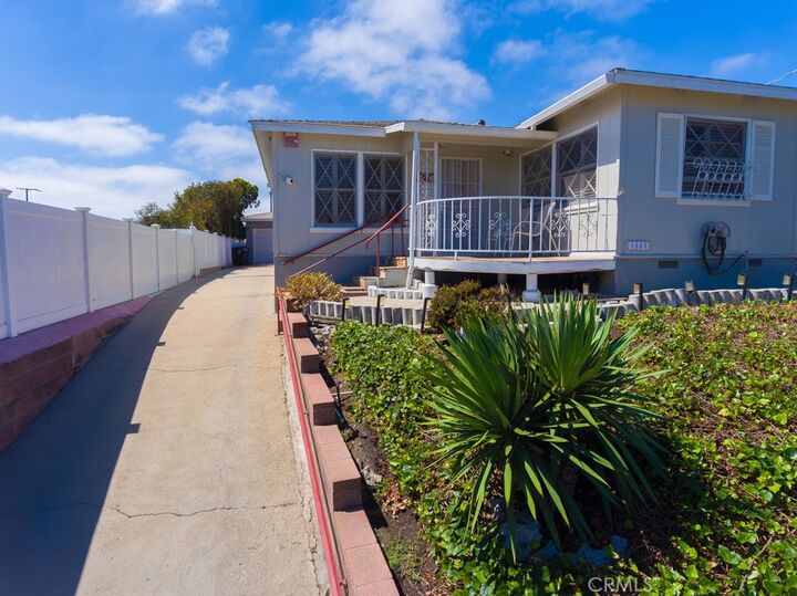 Property Photo:  1223 W Elberon  CA 90732 
