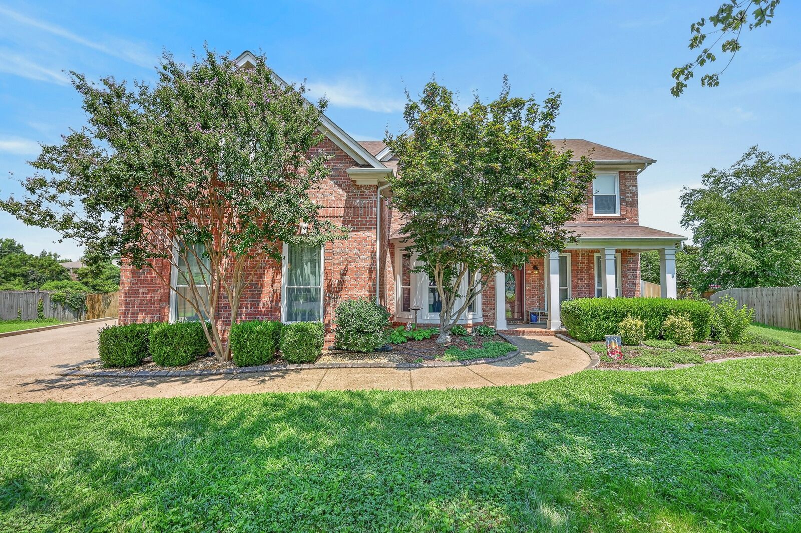 Property Photo:  1112 Wyntergrace Farm Ct  TN 37138 