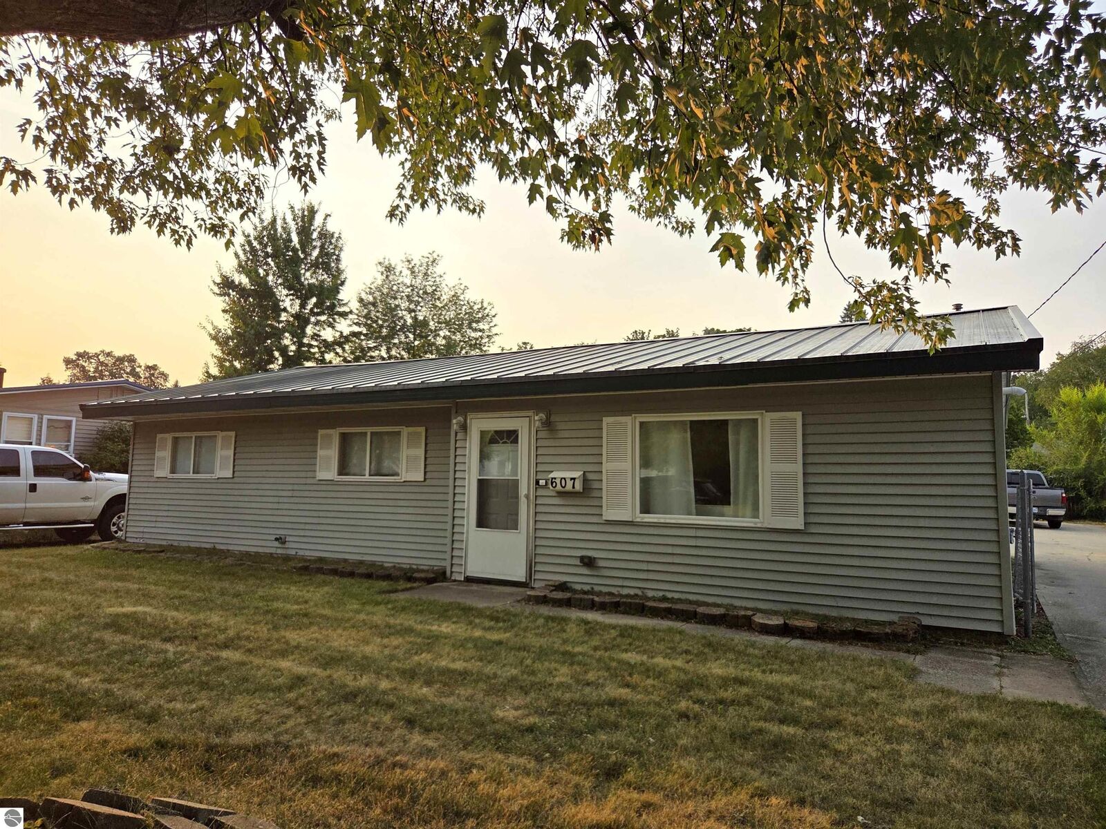 Property Photo: 607 Cottage Avenue MI 48617