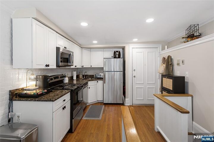 Property Photo:  1030 Willow Avenue 2  NJ 07030 
